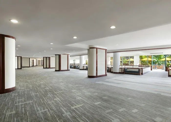 Westin Long BeachAirport Hotel